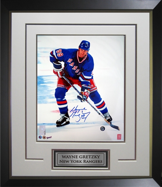 Wayne Gretzky - Signed & Framed 11x14" Etched Mat - New York Rangers Blue Action