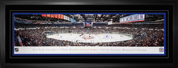 John Tavares - Signed & Framed New York Islanders Last Game at Nassau Colliseum Panorama 