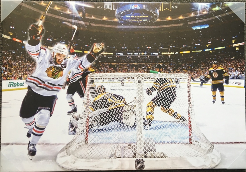 Jonathan Toews - 20x29" Chicago Blackhawks Goal Celebration Canvas 