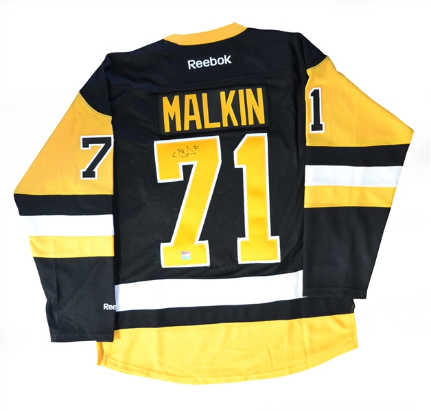 Evgeni Malkin - Signed Jersey Replica Penguins Black / Gold 16-17 Home