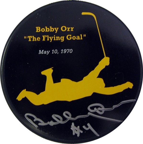 Bobby Orr - Signed Puck Bruins The Flying Goal