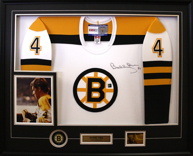 Bobby Orr - Signed & Jersey Framed Replica Bruins White