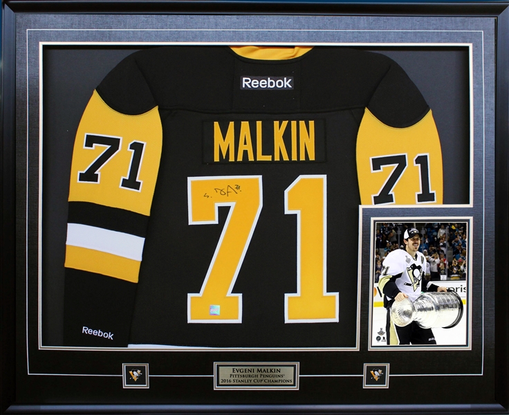 Evgeni Malkin Signed Jersey Framed Penguins Replica Black Reebok 2016 Cup