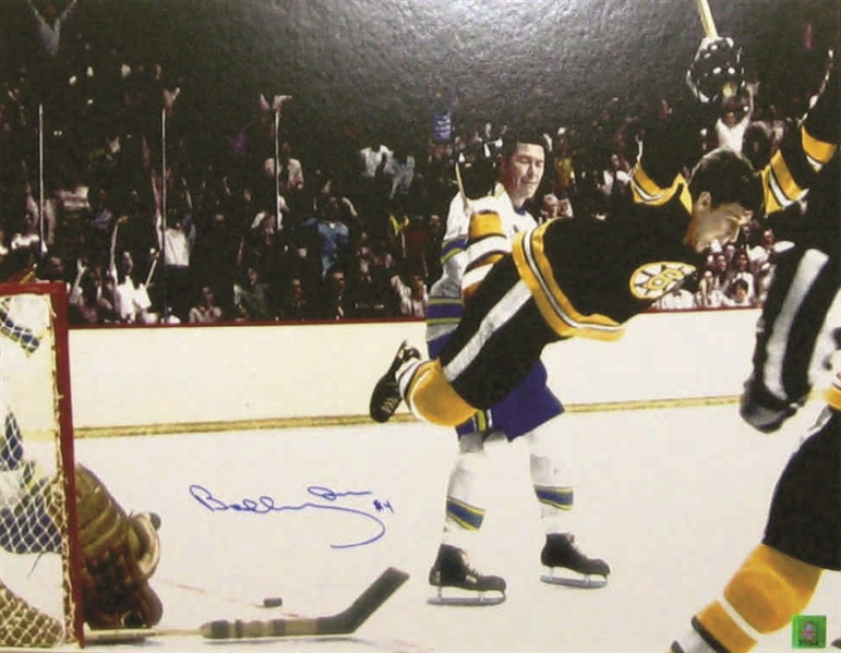 Bobby Orr Signed 16x20" Unframed Photo Boston Bruins Black The Goal Colour-H