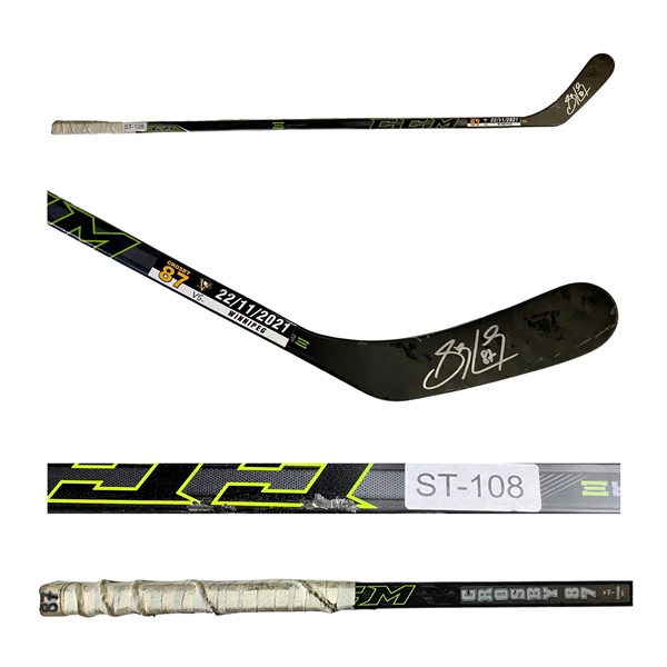 Sidney Crosby Signed Game Used Stick (108) 