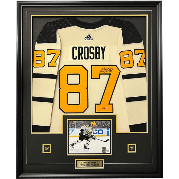 Sidney Crosby Signed Framed 2023 Winter Classic Jersey