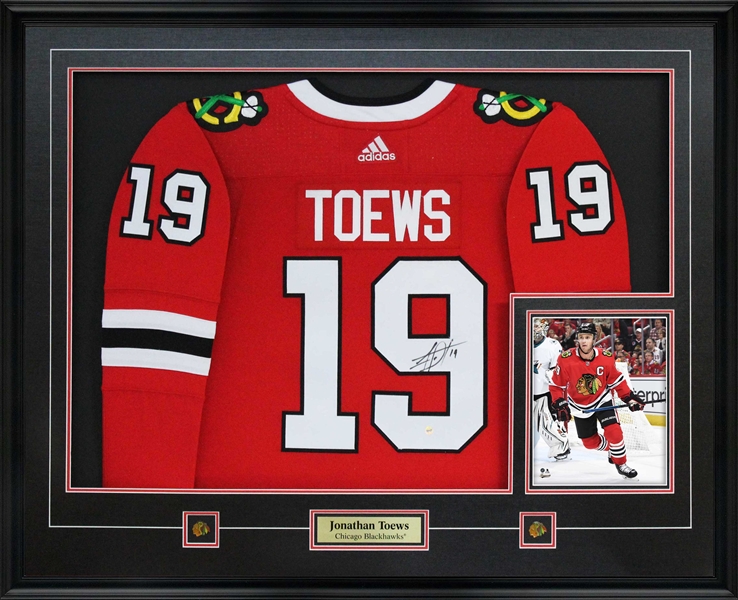 Jonathan Toews Signed Framed Chicago Blackhawks Red Adidas Authentic Jersey with 8x10 Photo