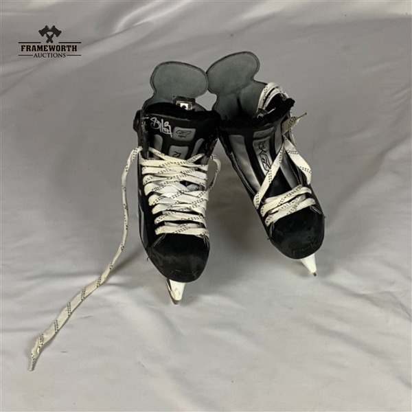 Sidney Crosby Signed Game Used Skates 2009/2010 Regular Season (Photo Matched to Dec 15th-21st)