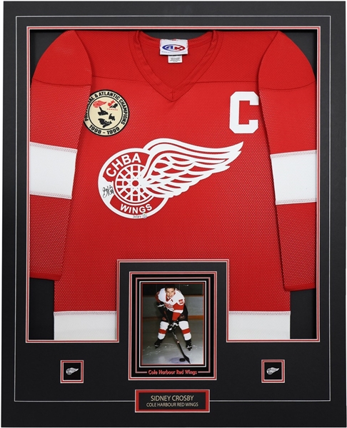 Sidney Crosby Signed Framed Red Cole Harbour Red Wings Jersey (Limited Edition of 87)