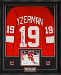 Steve Yzerman Signed Framed Detroit Red Wings Fanatics Jersey