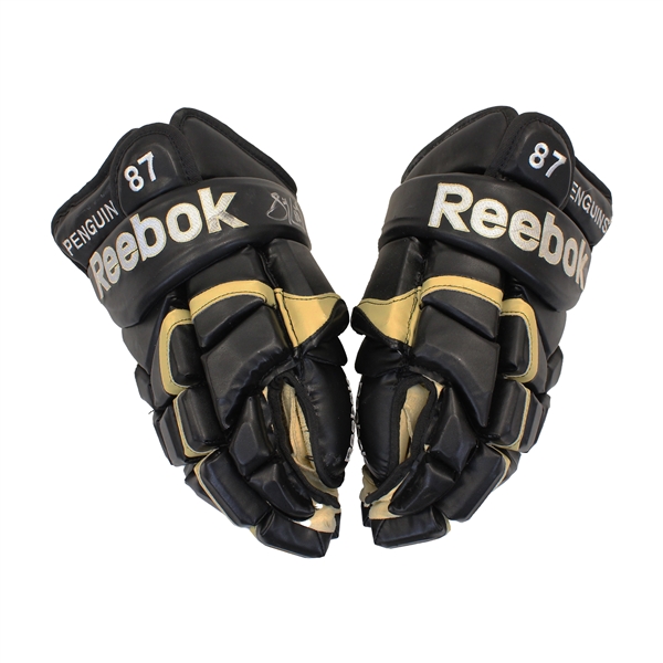 Sidney Crosby Signed Game Used 2014 Playoff Gloves (Right Pair Signed) (G4)