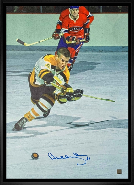 Bobby Orr Boston Bruins Signed Framed 20x29 Shooting Canvas