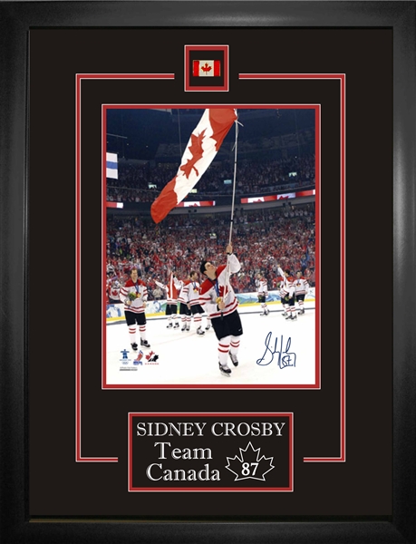 Sidney Crosby Team Canada Signed Framed 8x10 Carrying Canadas Flag 2010 Olympics Photo