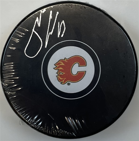 Johhny Gaudreau Calgary Flames Signed Puck