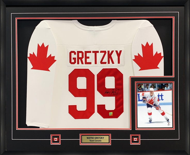 Wayne Gretzky Signed Framed Jersey 1987 Canada Cup White