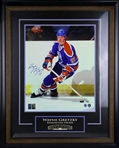 Signed Wayne Gretzky Edmonton Oilers Skating