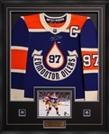 Connor McDavid Signed Jersey Framed Edmonton Oilers 2023 Heritage Adidas