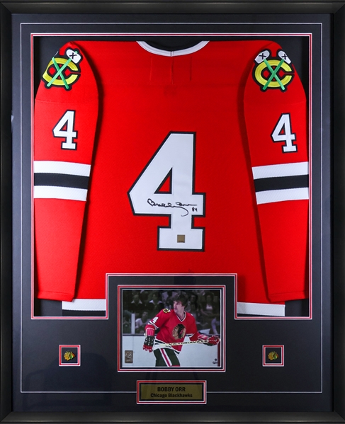 **RARE** Bobby Orr Signed Framed Chicago Blackhawks 1976 CCM Vintage Jersey