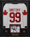 Wayne Gretzky Signed Jersey Framed 1987 Canada Cup Team Canada