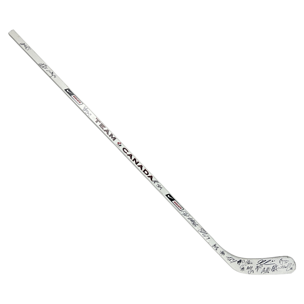 2007 World Championships Gold Medal Team Canada Commerative Stick signed by the entire team 